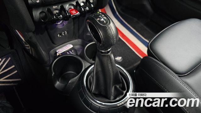 Mini Hatch 2014 thumb 9