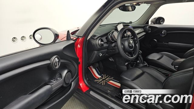 Mini Hatch 2014 thumb 10