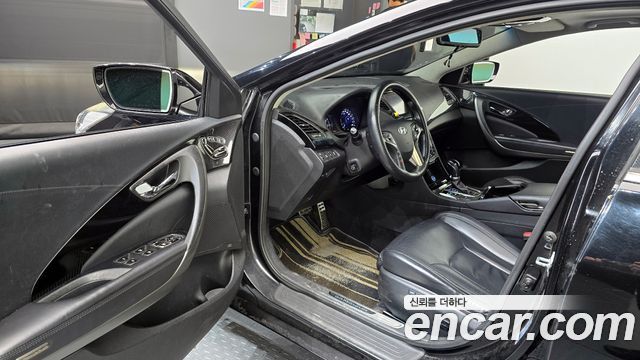 Hyundai Grandeur 2012 thumb 10