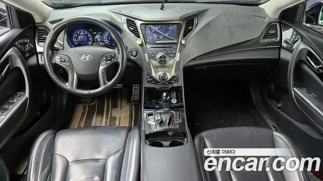 Hyundai Grandeur 2012 thumb 12