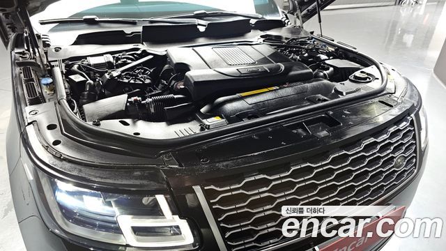 Land Rover Range Rover 2018 thumb 6