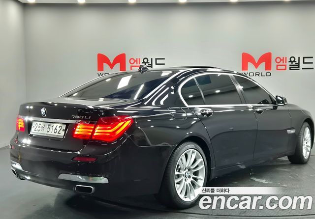 BMW 7 серии 2010 thumb 4