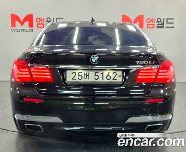 BMW 7 серии 2010 thumb 5