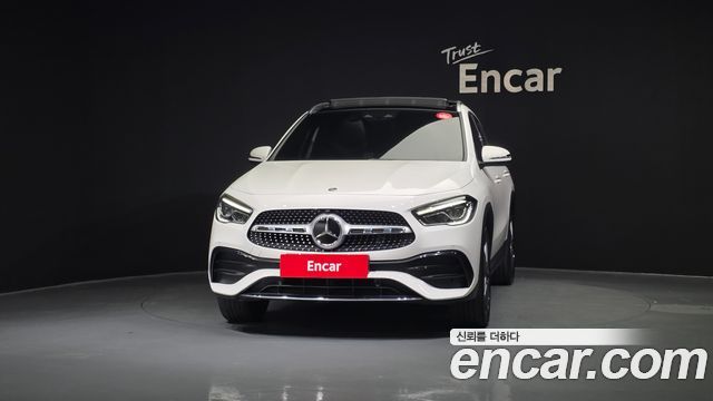 Mercedes-Benz GLA 2022 thumb 4