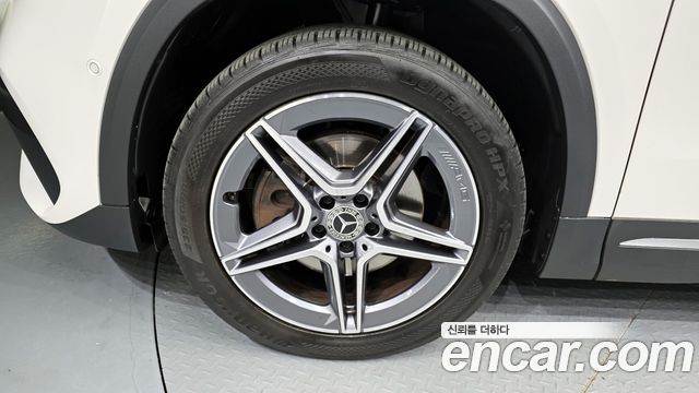Mercedes-Benz GLA 2022 thumb 6