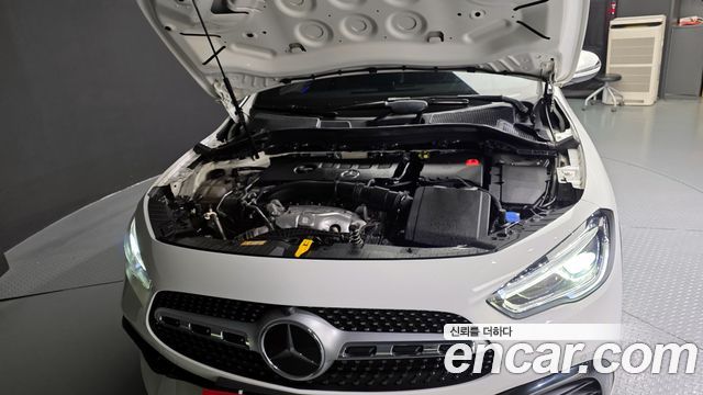 Mercedes-Benz GLA 2022 thumb 7