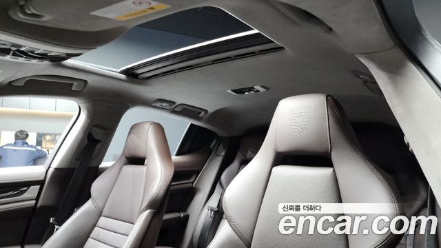 Porsche Panamera 2014 thumb 12