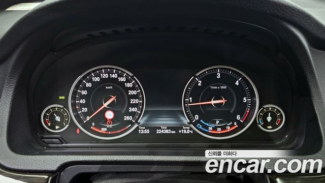 BMW 3 серии GT 2014 thumb 9