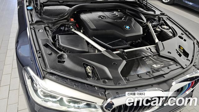 BMW 5 серии 2020 thumb 6