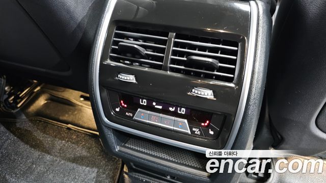 BMW X6 2023 thumb 11