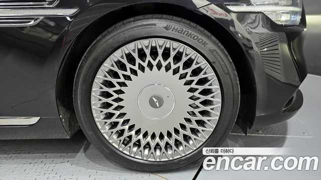 Genesis G90 2019 thumb 5