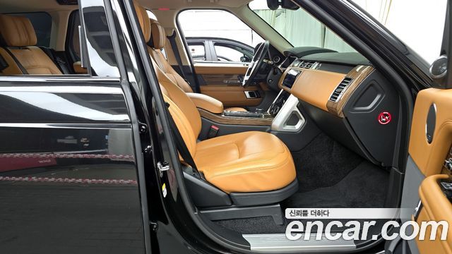 Land Rover Range Rover 2021 thumb 12