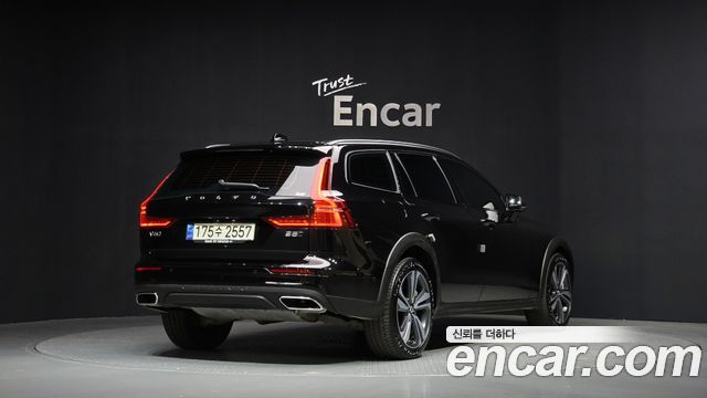 Volvo V60 2021 thumb 3