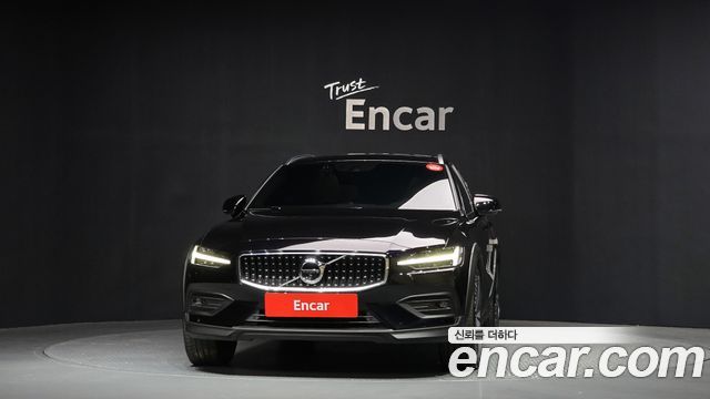 Volvo V60 2021 thumb 4