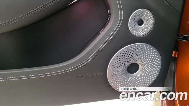 Bentley Continental 2024 thumb 9