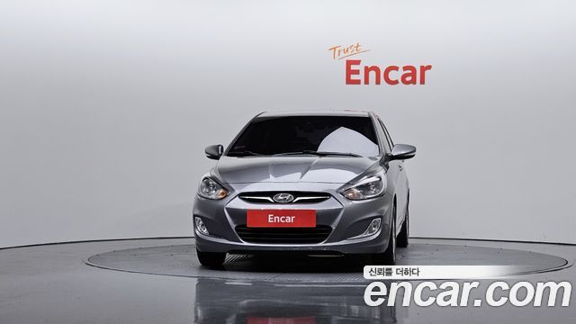 Hyundai Accent 2013 thumb 3