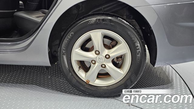 Hyundai Accent 2013 thumb 5