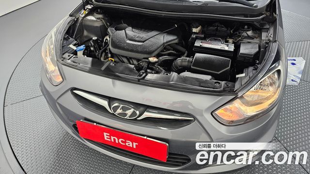 Hyundai Accent 2013 thumb 6