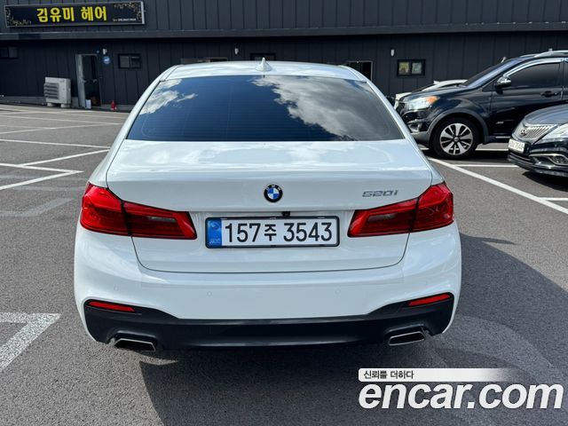 BMW 5 серии 2020 thumb 5