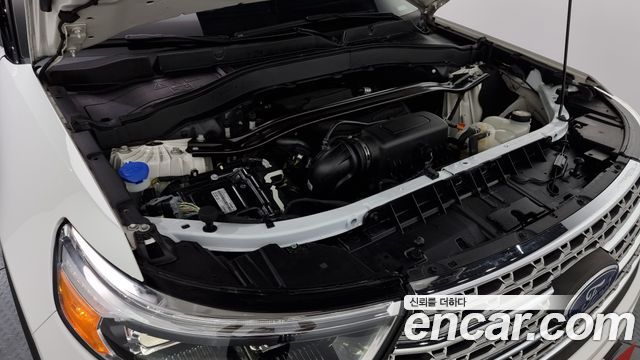 Ford Explorer 2020 thumb 6