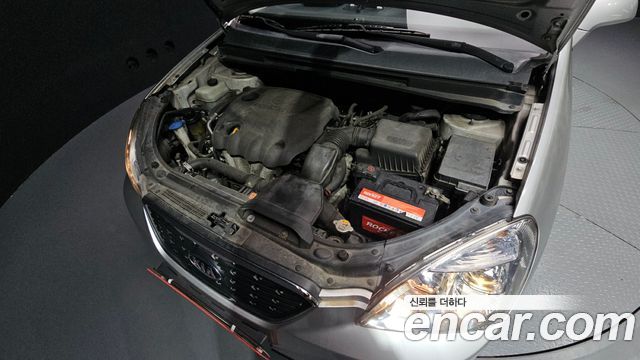 Kia Carens 2013 thumb 7