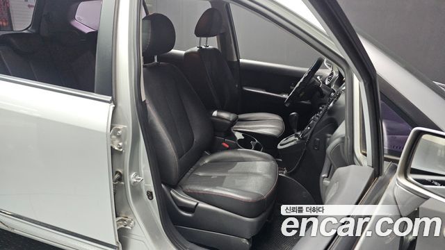 Kia Carens 2013 thumb 12