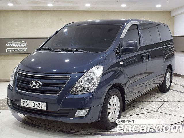 Hyundai Starex 2017 thumb 2