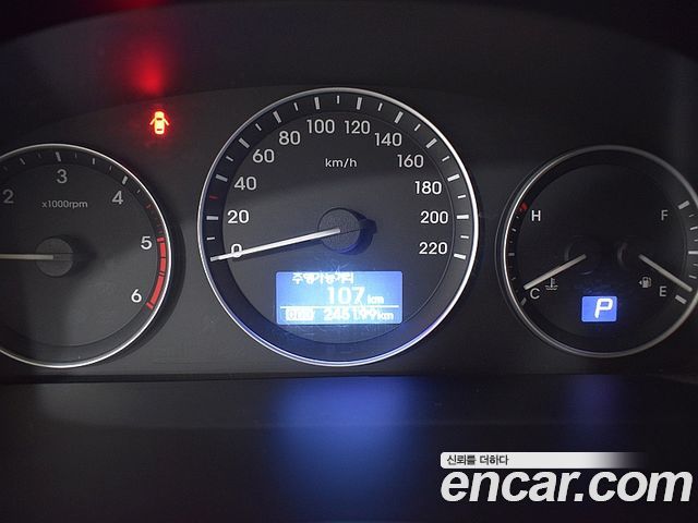 Hyundai Starex 2017 thumb 11
