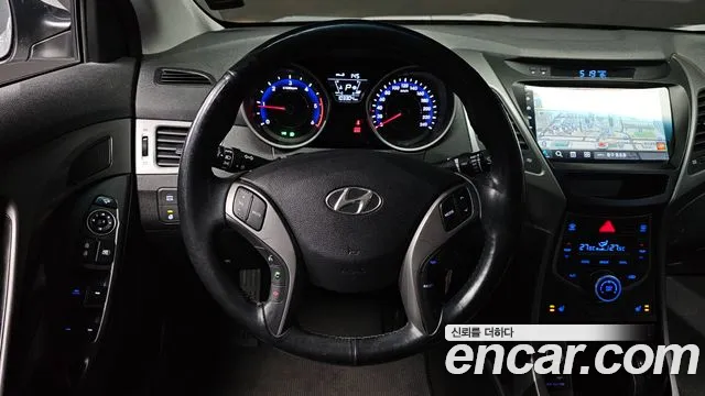 Hyundai Avante 2014 thumb 12
