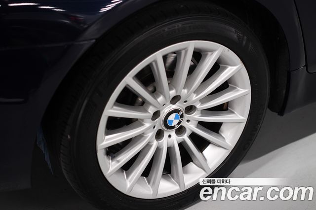 BMW 5 серии 2013 thumb 6