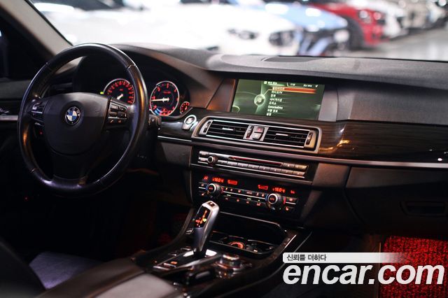 BMW 5 серии 2013 thumb 8
