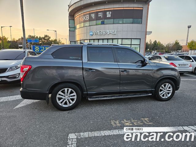 SsangYong Rexton 2019 thumb 7