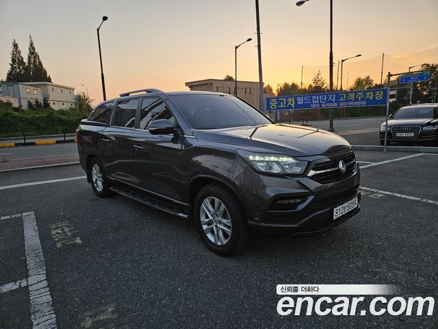 SsangYong Rexton 2019 thumb 8