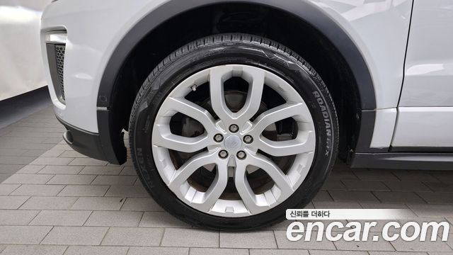 Land Rover Range Rover Evoque 2015 thumb 6