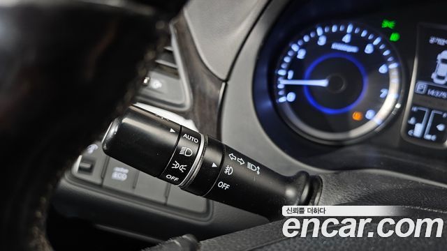 Hyundai Grandeur 2011 thumb 12