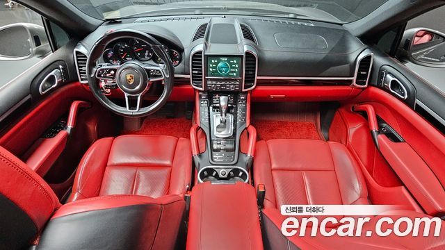 Porsche Cayenne 2015 thumb 7