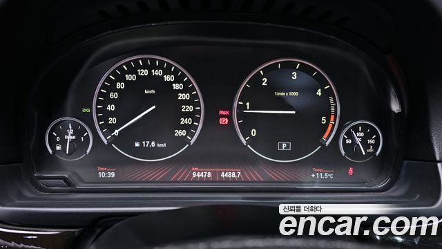 BMW 5 серии 2011 thumb 9