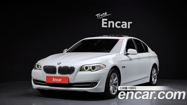 BMW 5 серии 2011 thumb 12