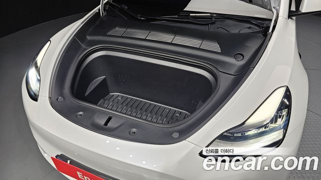 Tesla Model Y 2022 thumb 7