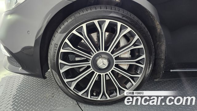 Mercedes-Benz S-Class 2020 thumb 5