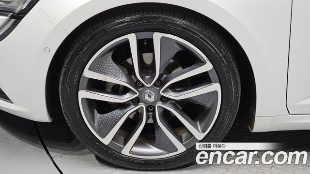 Renault Korea SM6 2016 thumb 5