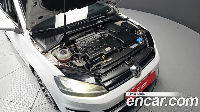 Volkswagen Golf 2015 thumb 6