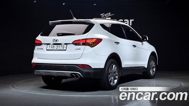 Hyundai Santa Fe 2013 thumb 3