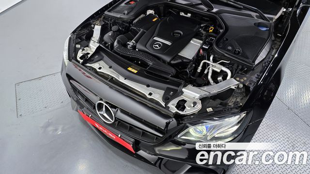 Mercedes-Benz E-Class 2019 thumb 7