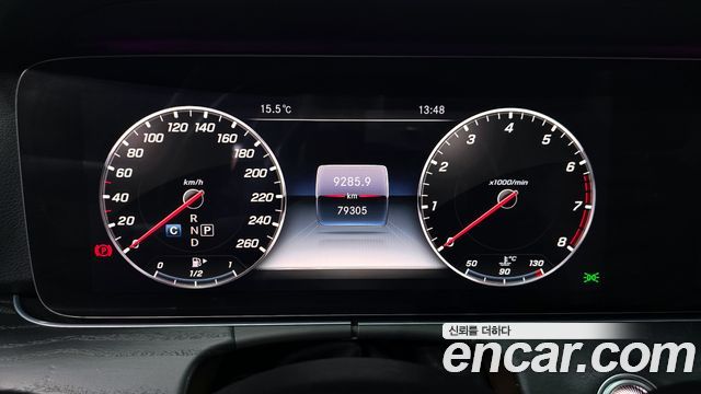 Mercedes-Benz E-Class 2019 thumb 9