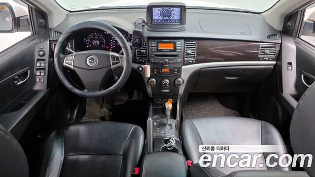 SsangYong Korando 2011 thumb 8