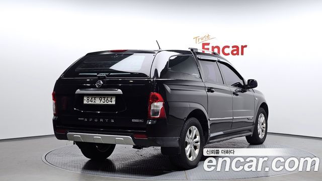 SsangYong Korando 2015 thumb 3