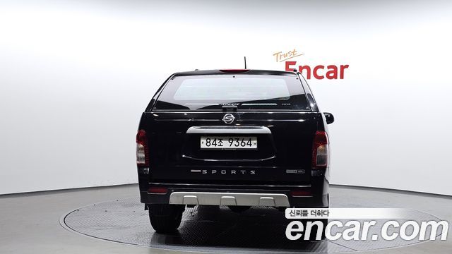 SsangYong Korando 2015 thumb 5