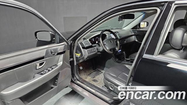 Kia Opirus 2011 thumb 11