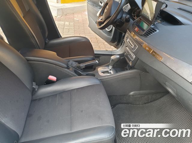 Renault Korea SM3 2012 thumb 10